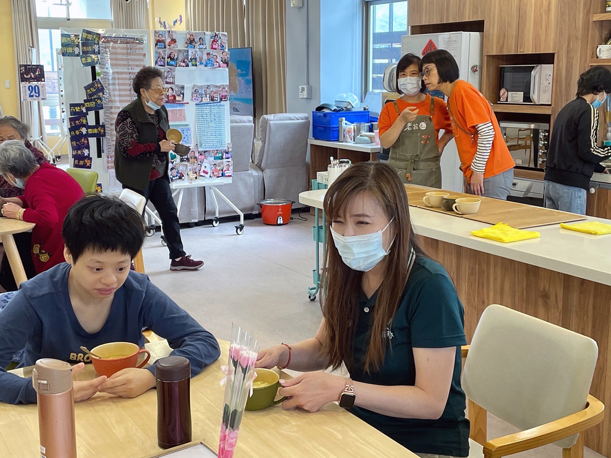 《公益支持新北市金山區弱勢長者早餐服務 讓重陽的關懷化作每日的溫暖》